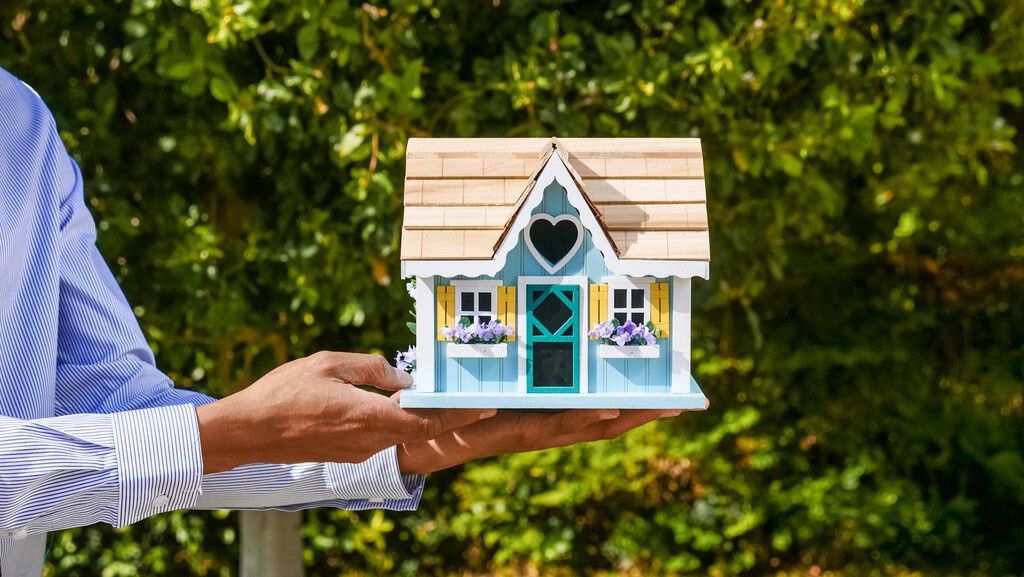Vender un piso más barato y que Hacienda te multe o hasta te meta en prisión: esto es lo que debes saber