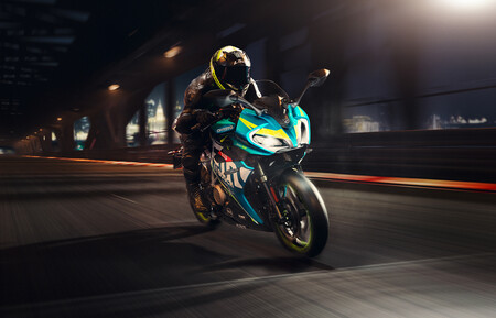 CFMoto 300SR: la deportiva china para el carnet A2 se cuela en España con 29 CV, por 4.150 euros