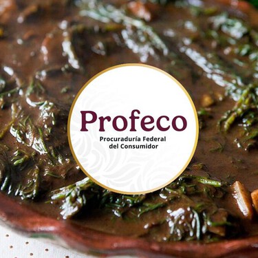 No es Doña María: Profeco revela cuál es el mole poblano más barato para los romeritos navideños