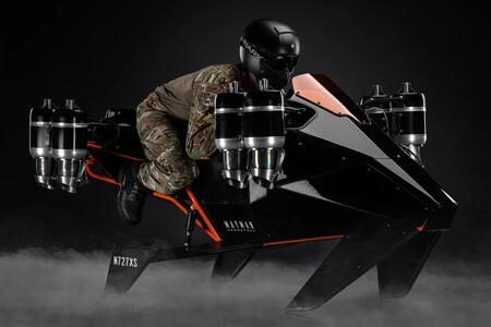 Esta moto voladora con ocho motores a reacción tiene más de jet que de moto: así es la P2 Speeder