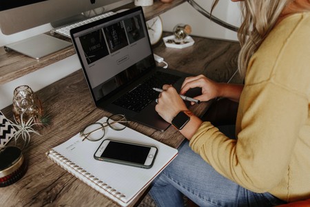 6 escritorios para estudiar (o teletrabajar) que encontramos en eBay por menos de 90 euros