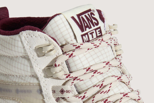 Parecen Unas Botas De Alpinismo Pero Con Estas Zapatillas Todo Terreno De Vans En Color Hueso Estaras Listo Para Conquistar Cualquier Camino