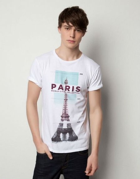 Atentos a las camisetas de estilo souvenir