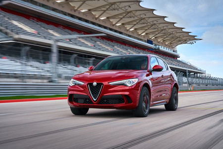Alfa Romeo Stelvio Quadrifoglio Verde: Precios, versiones y equipamiento en México