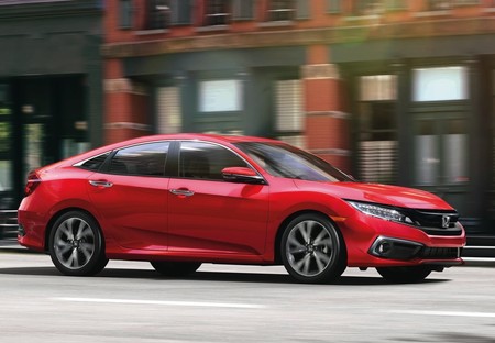 Honda dejará de fabricar Civic Sedán y Hatchback en algunos países como parte de su reestructuración global