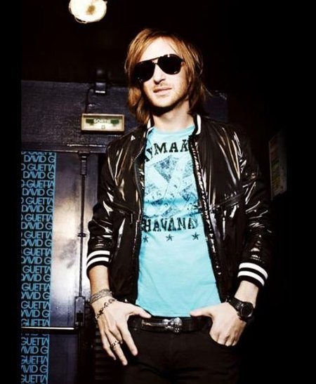 David Guetta da 'calabazas profesionales' a Paris Hilton