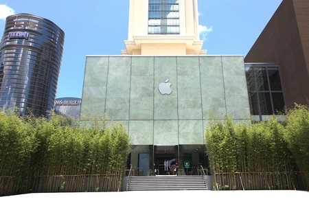 Sí, ese muro de piedra es translúcido: así es la nueva Apple Store de Macao