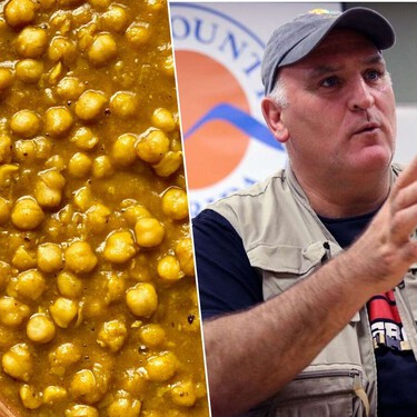 Cena de marisco con un bote de garbanzos: la receta más fácil, rápida y completa del chef José Andrés 