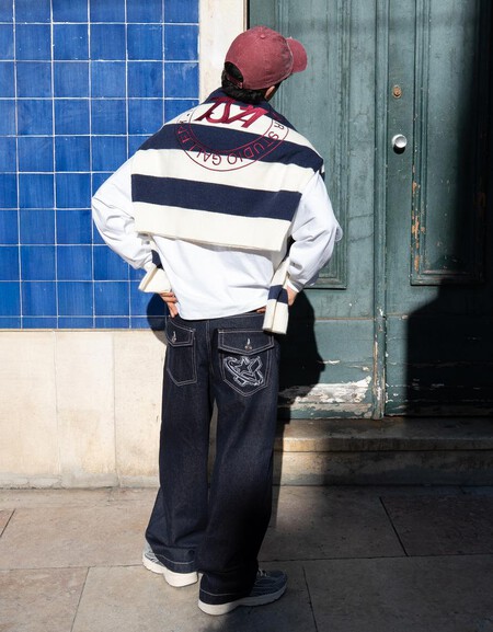 Ni Rectos Ni Anchos Los Jeans Barrel Dictan La Nueva Silueta Masculina Y Bershka Tiene Los Vaqueros Perfectos Para Llevarlos En Tu Look