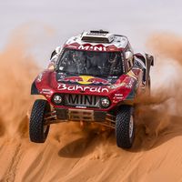 ¡Carlos Sainz está intratable! 'El Matador' gana su tercera etapa y se escapa en la general del Dakar