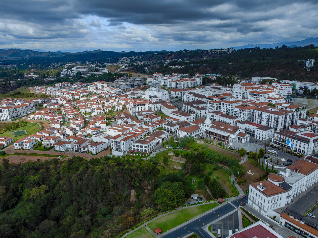 Guatemala sufre un problema de desigualdad extremo. Así que algunos ricos tuvieron una idea: un "gueto" propio