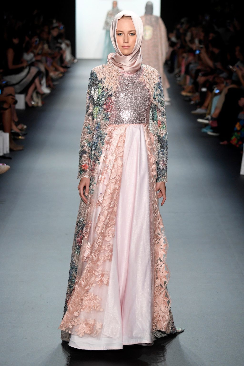 Foto de Anniesa Hasibuan (15/53)