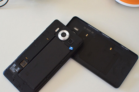 Logran arrancar el menú de configuración de Windows 10 para procesadores ARM en un Lumia 950 XL