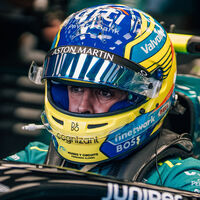 Fernando Alonso corrió enfermo, lesionado y con "el peor coche" en Brasil, pero acabó la carrera "por la gente de Valencia"