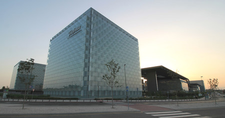 La CNMC prorroga hasta 2023 las obligaciones adquiridas por Telefónica tras la compra de Digital Plus