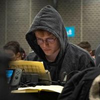 "Haremos todo lo posible para que esta absurda situación cambie", expulsan a un jugador profesional de Pokémon por un meme y la comunidad se vuelca con él