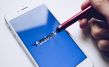 Facebook admite que conoce nuestra ubicación aunque no le concedamos permiso para acceder a ella o la tengamos desactivada