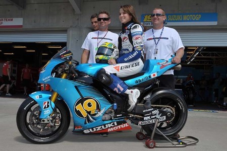 Elena Myres Motogp