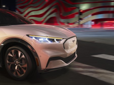 El Ford Mustang Mach E será armado en México en la planta de Cuautitlán