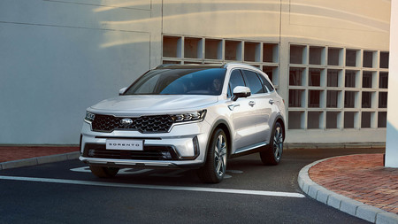 Nuevo Kia Sorento híbrido: el SUV de siete plazas llegará a España a finales de 2020 como aperitivo del híbrido enchufable