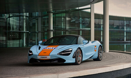 ¡Legendario! El superlativo McLaren 720S acompaña sus más de 700 CV con el traje del mítico F1 GTR Gulf