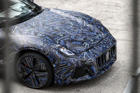 Maserati Granturismo 2021 Teaser 004