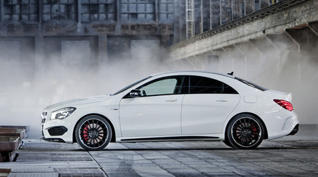 Mercedes-Benz CLA 45 AMG