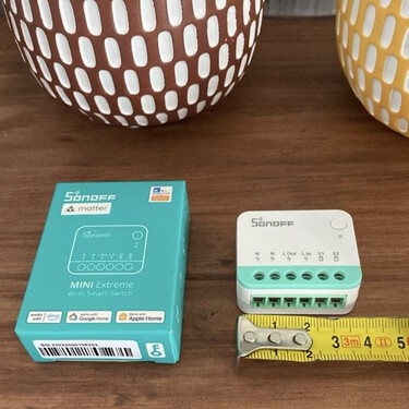 Tengo un pulsador de la luz tapado por un mueble: así he vuelto a usarlo, sin tener que dejarme la espalda