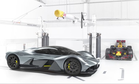 El AM-RB 001 romperá todos los esquemas: 0-300-0 km/h en 15 segundos y menos de 2:00 en Spa-Francorchamps