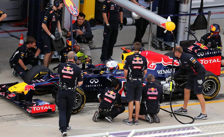 Sebastian Vettel marca el mejor tiempo en Yeongam, y Red Bull sigue siendo el equipo favorito