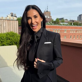 Demi Moore (62 años): "Mi rutina de cuidado de la piel se basa en el menos es más"