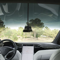 Estas son las multas por llevar los cristales del coche sucios, rotos o con hielo, y van de 80 a 200 euros