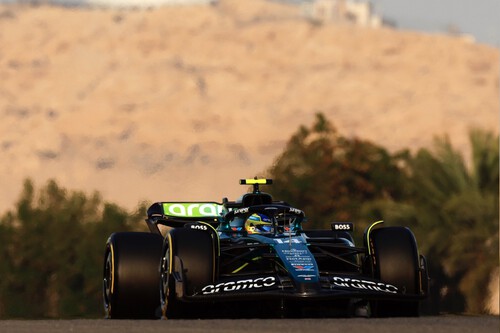 Max Verstappen va a ganar otro mundial de Fórmula 1 pero Fernando Alonso tiene muchos motivos para soñar 