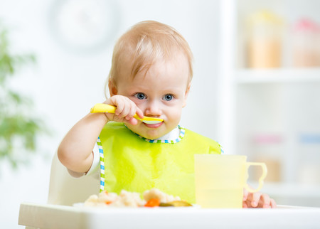 Baby Led-Weaning mixto: cómo combinar la alimentación guiada por el bebé con los triturados
