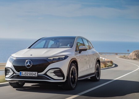 Mercedes Benz Eqs Suv 2023 1600 13