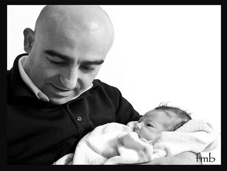 La foto de tu bebé: Ignacio en brazos de papá