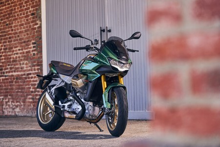 Moto Guzzi V100 Mandello 2022 006