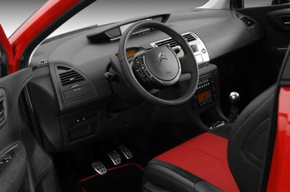 Citroën C4 by Loeb