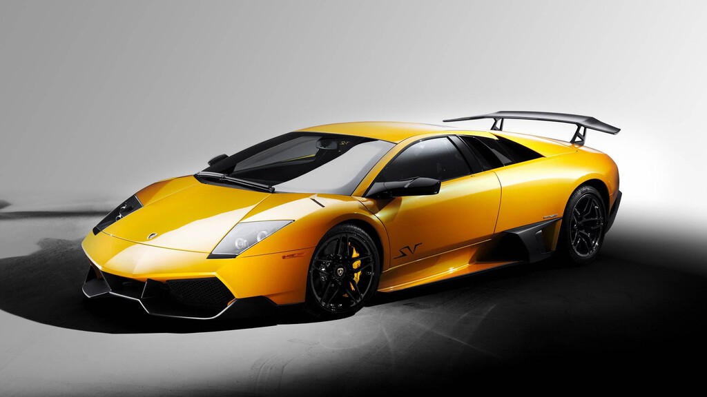 El Lamborghini le salió barato, los faros no tanto: así que usó su impresora 3D para fabricarlos él mismo y ahorrarse 20.000 euros