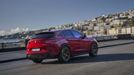 Alfa Romeo Intensa 8