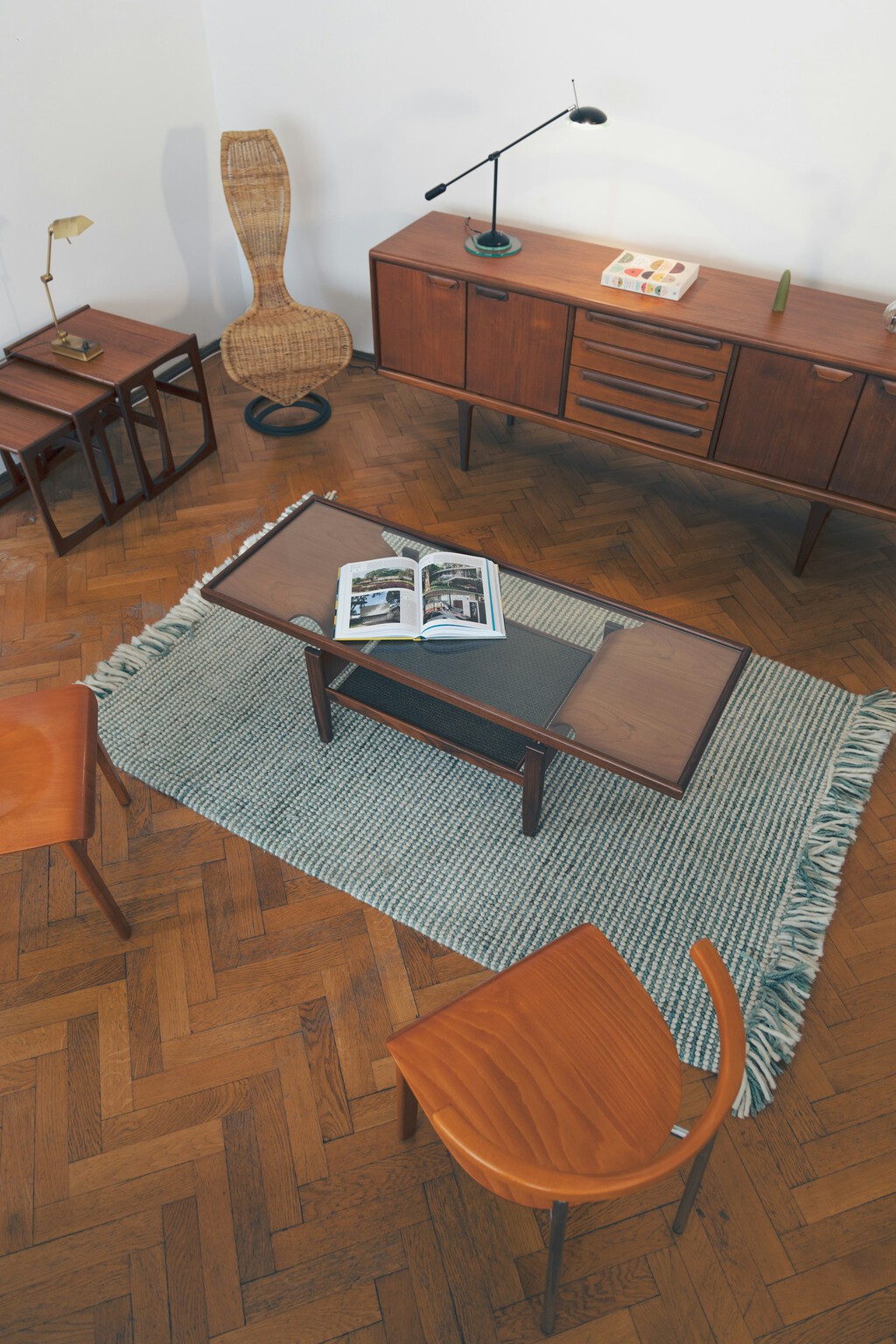 Voy a cambiar los muebles de sitio: un pintor me ha enseñado como lo hacen sin esfuerzo 