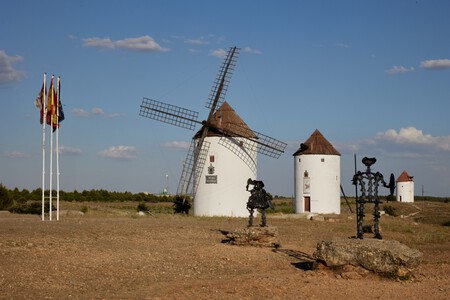 Molinos En Mota Del Cuervo C Pintan Copas