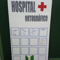 Una profesora 'abre un Hospital Ortográfico' para enseñar a escribir a sus alumnos: una iniciativa motivadora