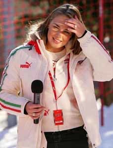 Otra Ecclestone en el paddock de la Fórmula 1