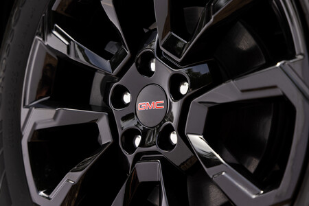 GMC2