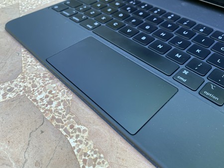 El Magic Keyboard tras un mes de uso: este es el eslabón perdido del iPad Pro que muchos esperaban