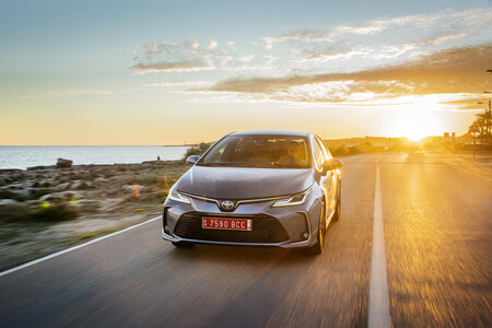 Corolla Sedan 1 8l Grey 2019 040 823191ok