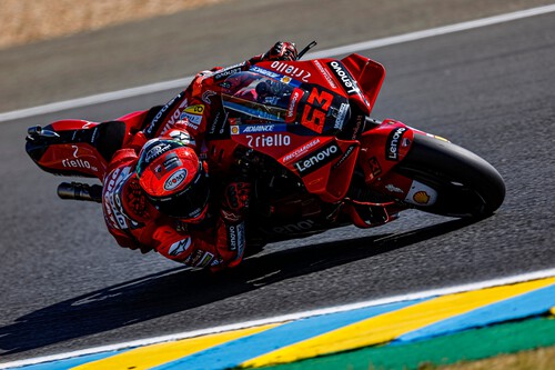 Ducati asusta: Pecco Bagnaia bate el récord de Le Mans para otra pole con Jack Miller cerrando el doblete
