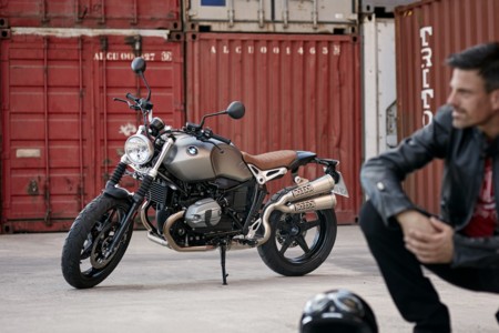 Bmw R Ninet Scrambler Accion Y Ambiente 14