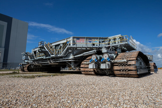 Crawler Transporter